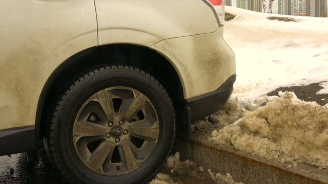 Subaru Forester против поребрика Заедет или нет смотреть онлайн