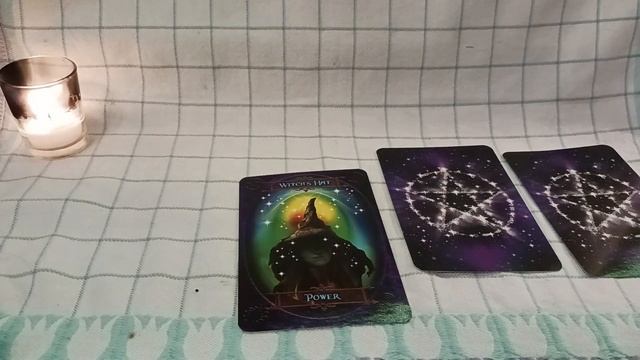 Card Review and Pick a Card Reading смотреть онлайн