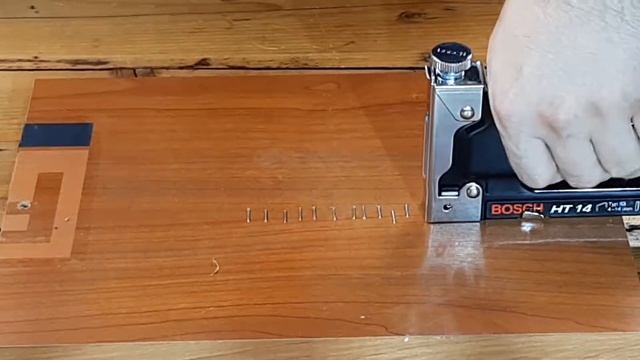 Ruční Sponkovačka Bosch HT 14 , Handhefter Bosch HT 14 0 603 035 001