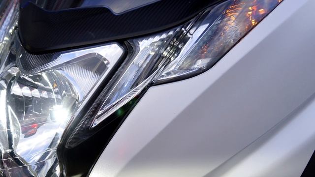 HONDA FORZA 750 Vs HONDA INTEGRA 750