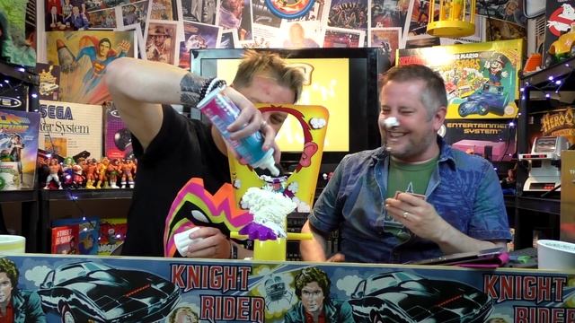 Pie Face Telly Addicts Game! - Fun Fact Friday - Tea 'n' Toast 22 смотреть онлайн