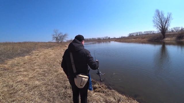 Приятный БОНУС на весенней рыбалке! Рыбалка в Астрахани! Рыбалка на ЩУКУ! смотреть онлайн