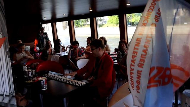 Балашов Виктор.V ВСЕРОССИЙСКИЙ НАЦИОНАЛЬНЫЙ ЛИТЕРАТУРНЫЙ ФЕСТИВАЛЬ ФЕСТИВАЛЕЙ ЛИФФТ-2021 МОСКВА смотреть онлайн