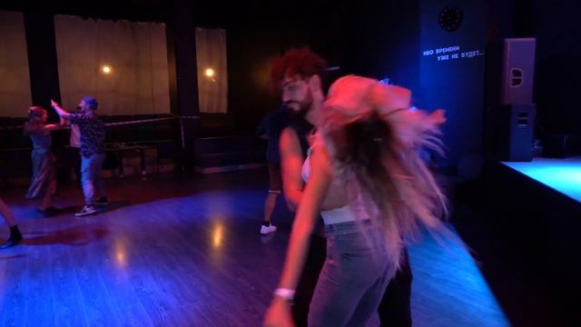 Rafael Wilker и Ольга Чепель, 2022.10.06 вечеринка у Белки ZOUK, Москва смотреть онлайн