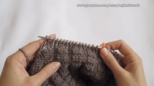 Вязание спицами. Мужская шапка спицами. Knitting needles. Men's hats spokes. смотреть онлайн