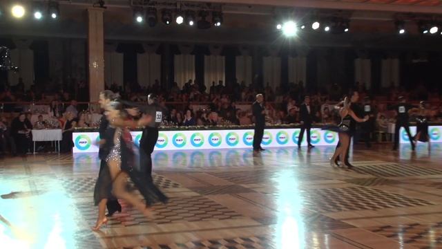 1/4 Кубка мира 2018 по латиноамериканским танцам среди профессионалов: ча-ча-ча. смотреть онлайн