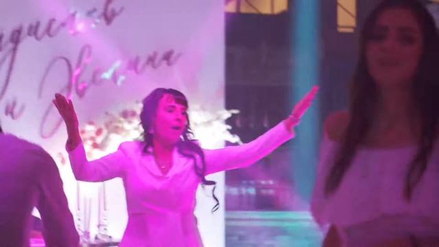 Свадебный день Влада и Эвелины 13 05 2021 смотреть онлайн