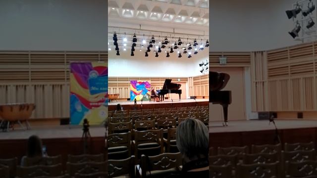 Глиэр " Листок из альбома",Бургмюллер"Сильфы" смотреть онлайн
