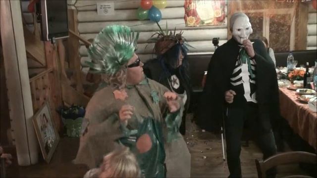 Юбилей Отца 55 Незванные гости смотреть онлайн