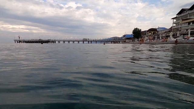 ?ЛАЗАРЕВСКОЕ СОЧИ.01.08.2020г. Утро на пляже Лазурном, обзор! Было пасмурно!