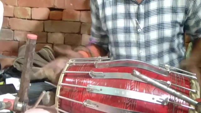 अंबेडकर नगर जिले में बहुत ही गरीब बांसुरी वादक मिला/ बहुत ही अच्छी तरह से बांसुरी बजाता है लड़का смотреть онлайн