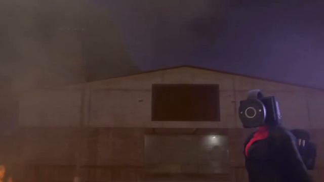 камера мены  в ярости !чтоооо титан тивимен вернулся?????