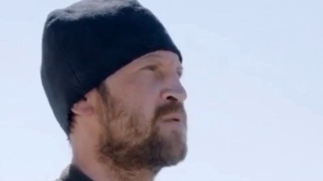 Молитва — это возношение ума и сердца к Богу на славословие и благодарение Богу. смотреть онлайн