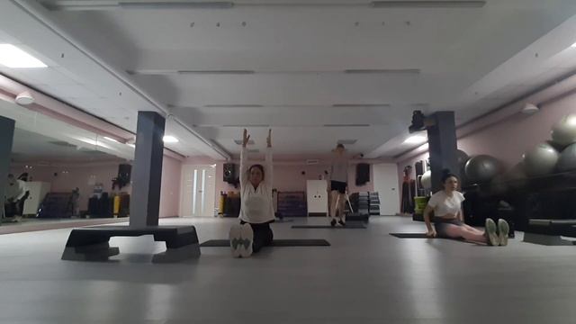 Stretching+ABS \ РУКИ \ ПРЕСС \ РАСТЯЖКА смотреть онлайн