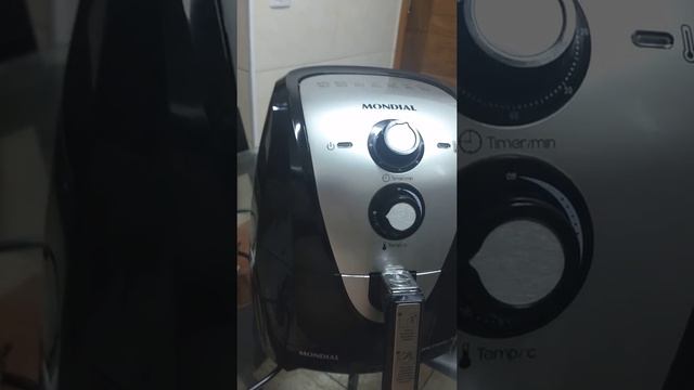 Fritadeira sem óleo Mondial Grand Family смотреть онлайн