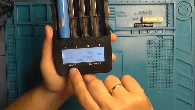 Обзор зарядного устройства LIITOKALA LII 500 смотреть онлайн