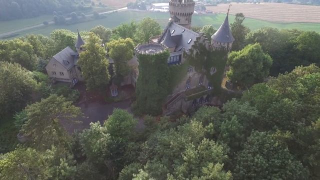 Meiningen Schloß Landsberg смотреть онлайн