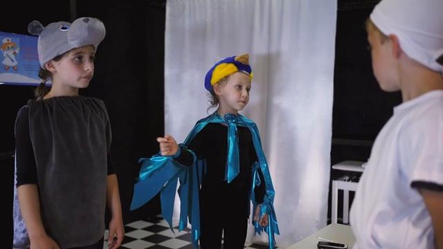 Kиноспектакль - Про бегемота, который боялся прививок смотреть онлайн