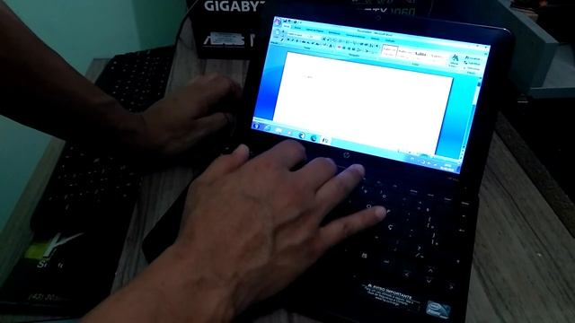 NETBOOK HP 110 ENVIO