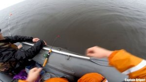 Корюшка на Финском заливе с лодки , smelt in the Gulf of Finland from a boat , рыбалка