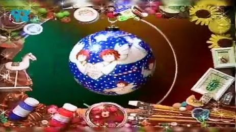 Декупаж. Декорируем новогодние шары. Используем лак с глиттерами. Мастер класс смотреть онлайн