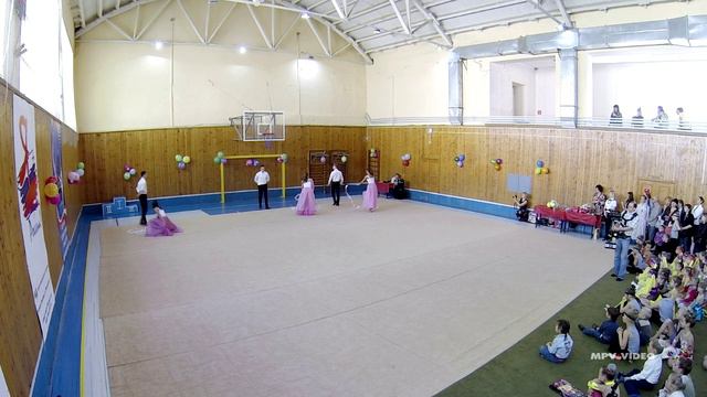 Выступления по художественной гимнастике - Вальс смотреть онлайн