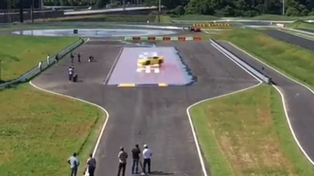 Porsche GT3 at the Porsche Experience Center - Kick Plate track смотреть онлайн