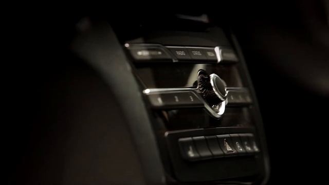 Infiniti Q30 Features смотреть онлайн