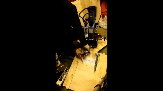 Unboxing and test Bernardo KF20 Milling Machine смотреть онлайн