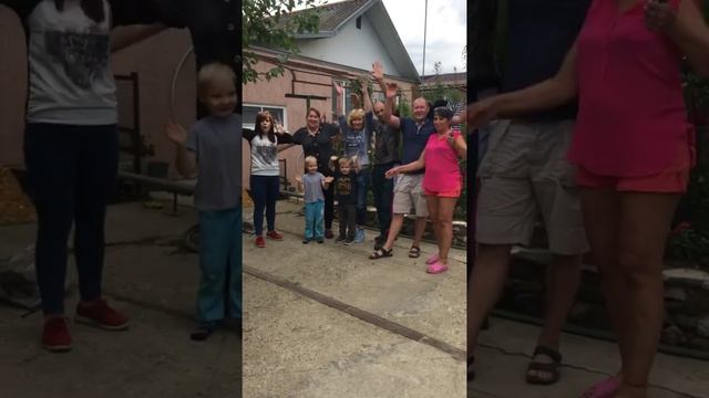 На даче хлопаем в ладоши смотреть онлайн