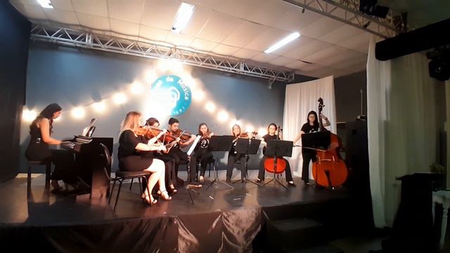 Clocks - Coldplay Orquestra + piano! смотреть онлайн