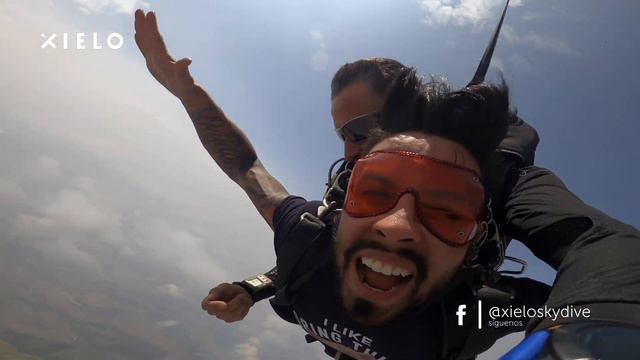 SALTO PARACAIDAS XIELO FLANDES VIDEOCLIP COMPLETO 29/02/2019 смотреть онлайн