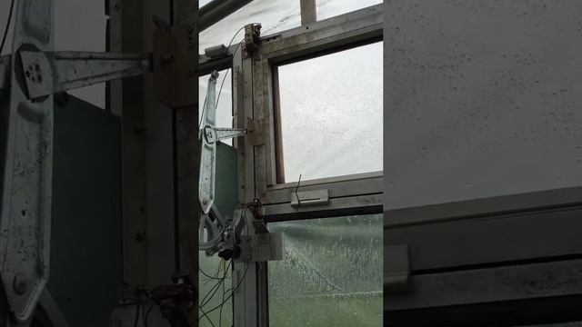Электропривод для форточки в теплице смотреть онлайн