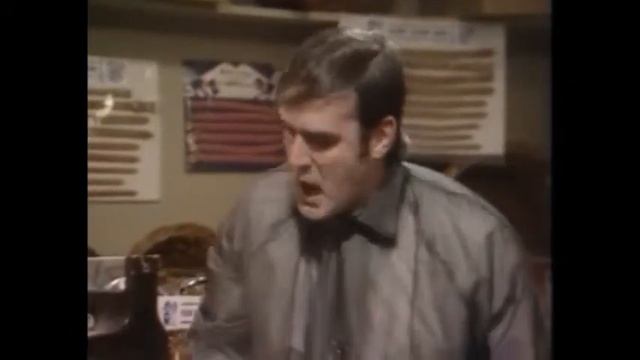 Monty Python - Dead Parrot смотреть онлайн