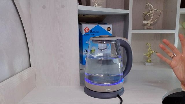 Распаковка электро чайника Domotec DT-830 смотреть онлайн