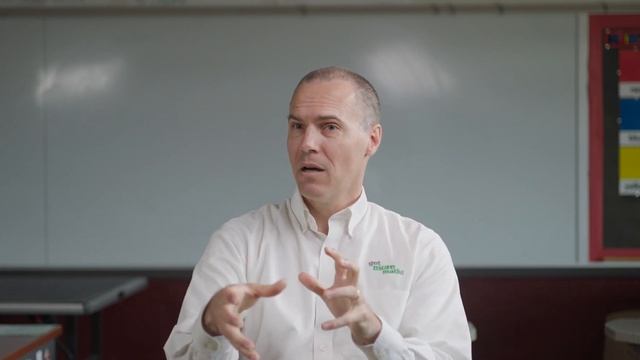 Expert Math Teacher explains his Math Classroom teaching strategies using Get More Math! смотреть онлайн