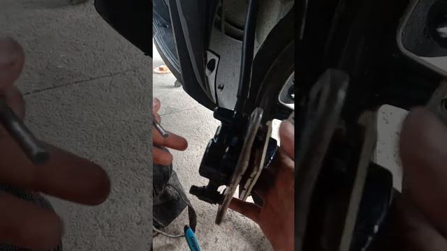 changing brake pads part 3 👌 смотреть онлайн