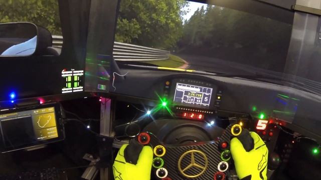 Nürburgring Nordschleife - Mercedes AMG GT3 2015 [Triple Screen] Onboard - Thrustmaster T300 смотреть онлайн