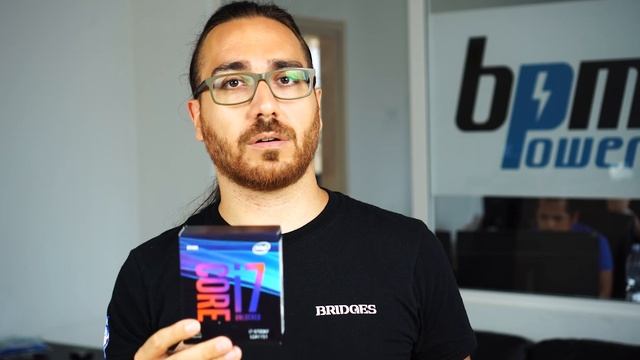 CPU Intel Core i7 9700K, vale la pena comprarlo oggi? смотреть онлайн