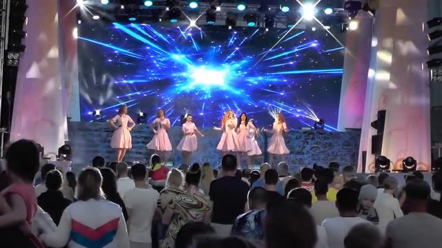 ШОУ-ГРУППА "КОНФЕТТИ", КАРНАВАЛ 2016, РЕТРО 1ЧАСТЬ смотреть онлайн