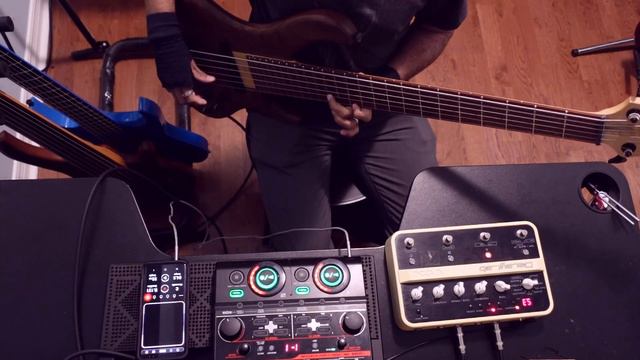 "Clockpunch" - Quirky Upbeat EDM 6 String Bass Live Looping смотреть онлайн