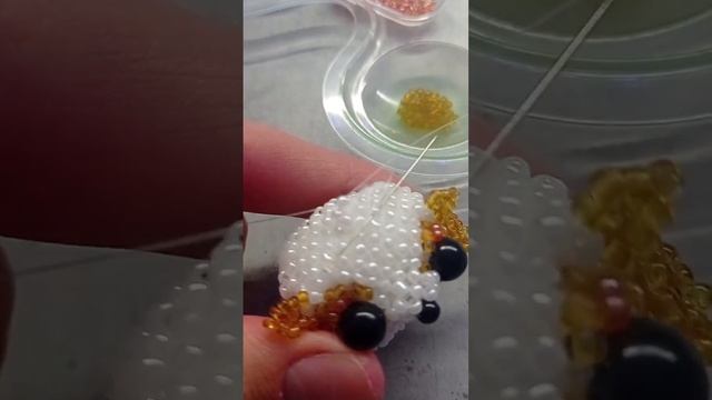 туториал как приплетать тело к голове у амигуруми из бисера) #бисер #бисероплетение #?#амигуруми смотреть онлайн