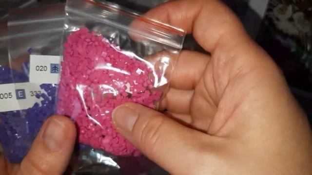 Алмазная Мозаика "Моя новая шапка". От фирмы Белоснежка. смотреть онлайн