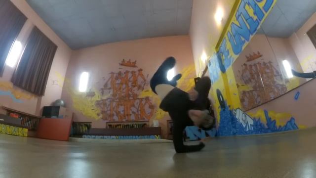 Bboy Mankeez DK4 | Манкис ДК4 - Выше Головы смотреть онлайн