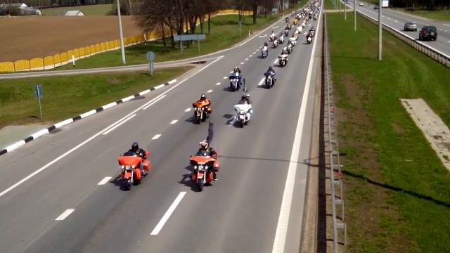 Колонна мотоциклистов 23.04.2016 года смотреть онлайн