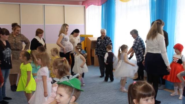 8 марта 2018 средняя смотреть онлайн