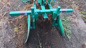 САМОДЕЛЬНАЯ КАРТОФЕЛЕ КОПАЛКА//КАК ВЫКОПАТЬ ПЛОХОЙ УРОЖАЙ КАРТОФЕЛЯ