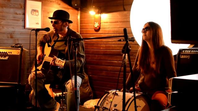 Голубой вагон... Фрикинг Аут смотреть онлайн