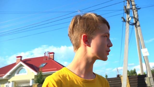 Summer camp adventure! Whom left at home? смотреть онлайн