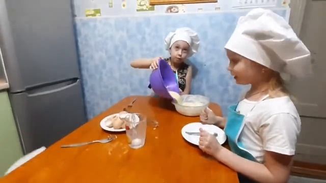 Готовим "Омлет, как в детском саду" в духовом шкаф MAUNFELD EOEH 7611SCB #MAUNFELD# смотреть онлайн